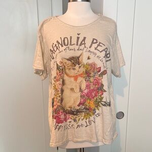 Magnolia Pearl cotton jersey Love & honey Cat Floral Graphic Tee NWT.